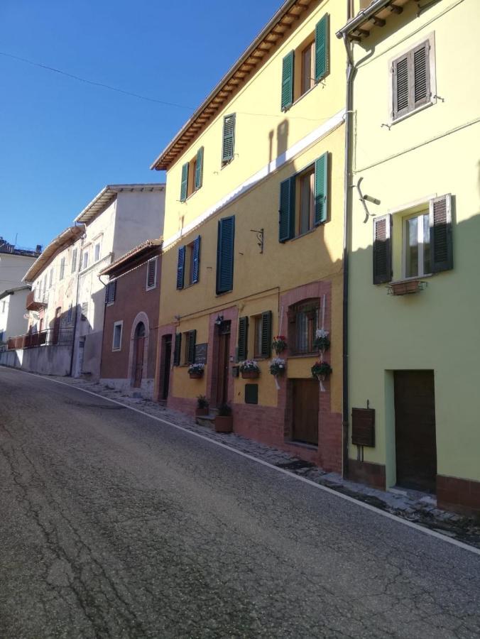 카메리아노 La Torre Di Morro B&B 외부 사진