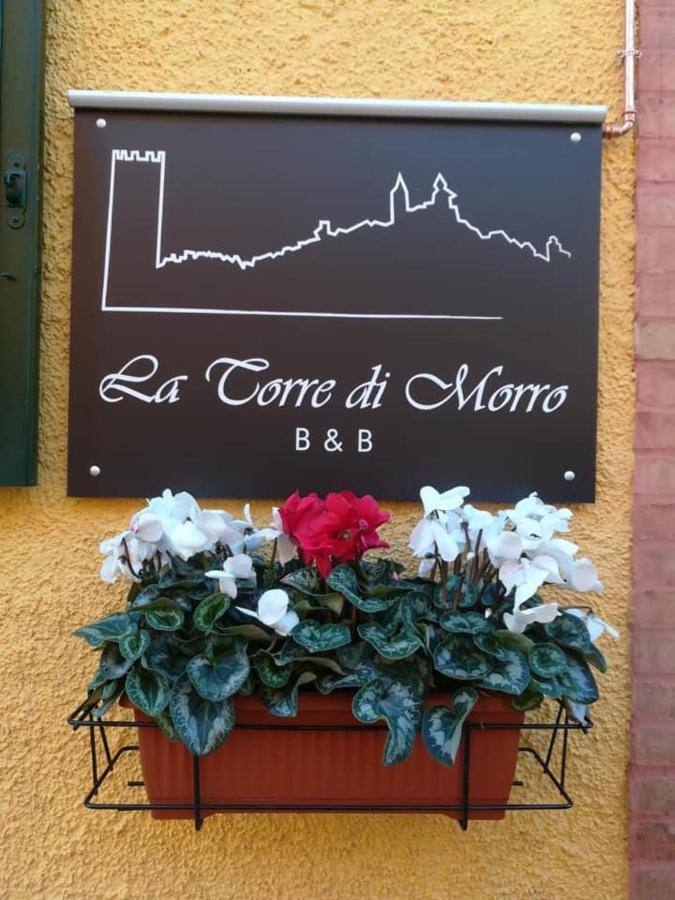 카메리아노 La Torre Di Morro B&B 외부 사진